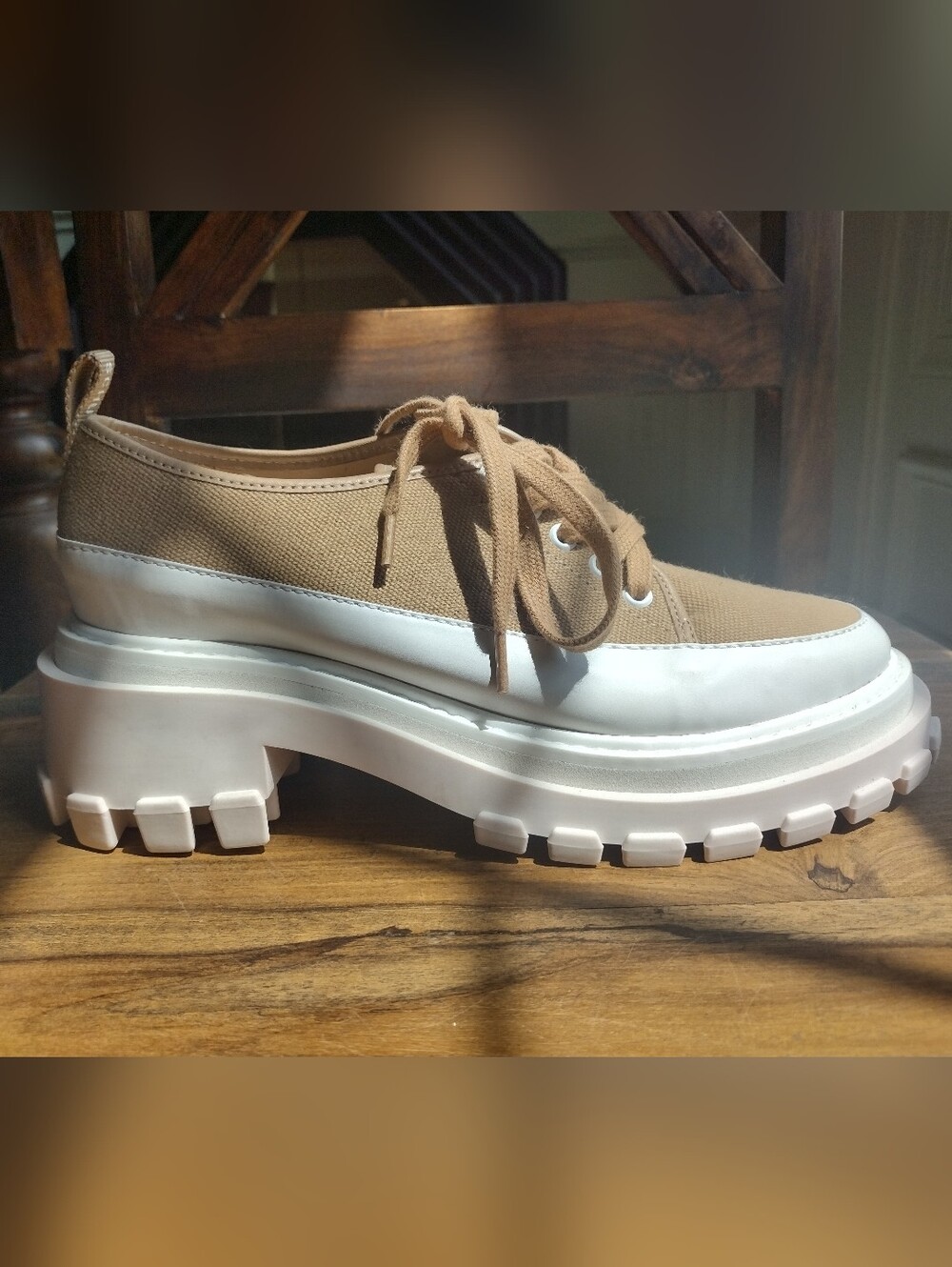 Schutz Tan Krystal Sneakers Size 8.5